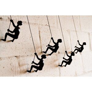 Climbing Man Home Decor Classic Wall-Art Sculpture | 5-Piece | Black